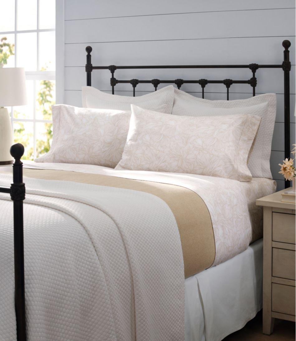 L.L.Bean For Sale | Organic Honeycomb Matelassé Coverlet